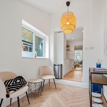 Pass The Keys 3 Bed Scandi Heaven Minutes From The Beach Уитстабл Экстерьер фото