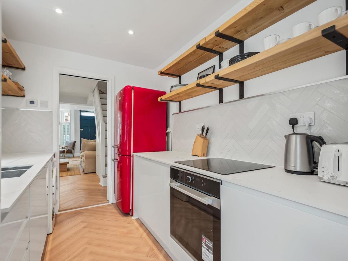 Pass The Keys 3 Bed Scandi Heaven Minutes From The Beach Уитстабл Экстерьер фото