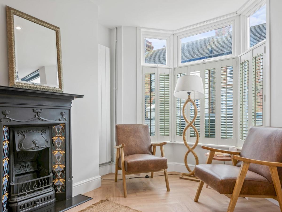 Pass The Keys 3 Bed Scandi Heaven Minutes From The Beach Уитстабл Экстерьер фото